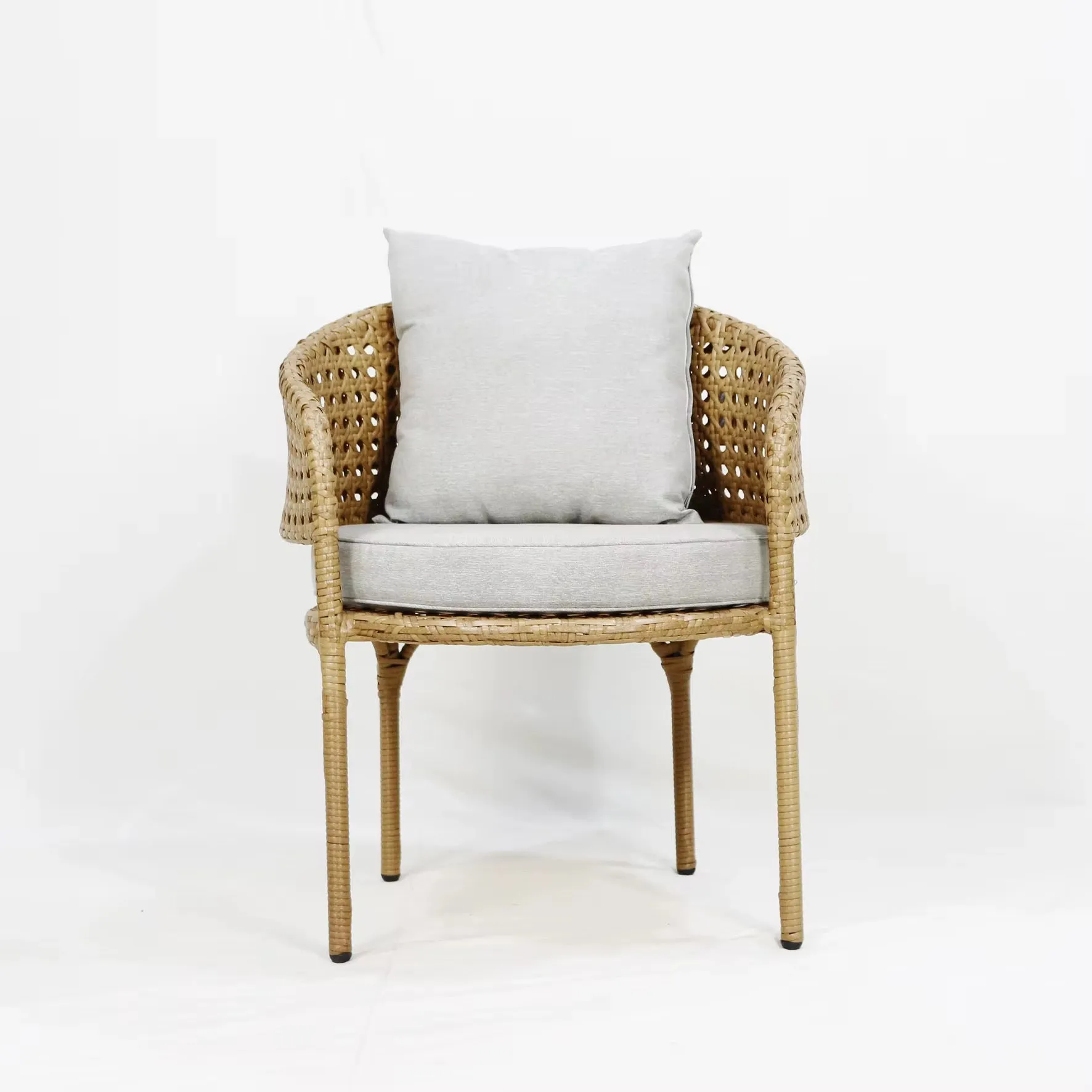 كرسي خشبي مع مسند - Wooden chair with backrest
