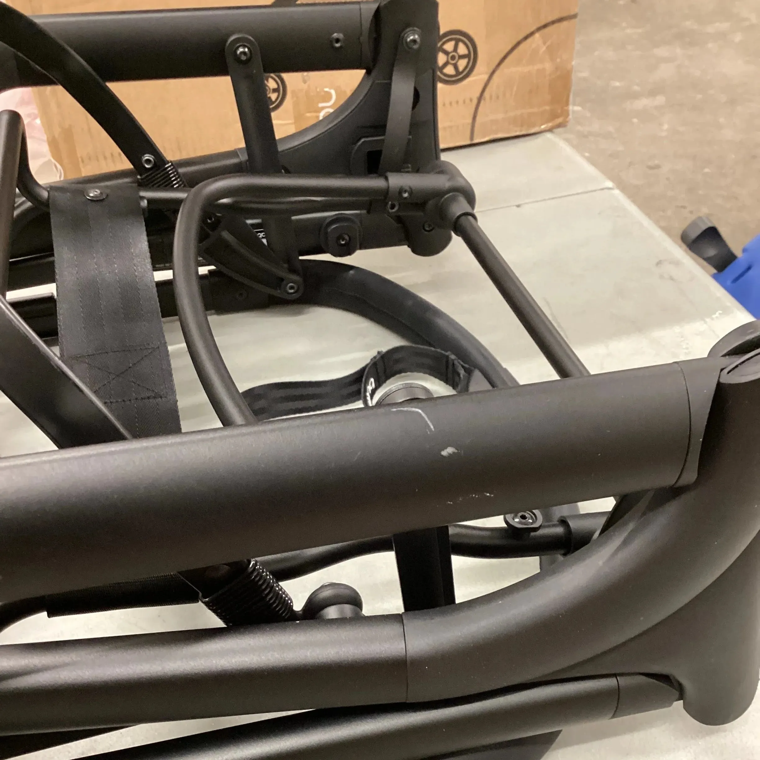 Butterfly Chassis - Black (see description)