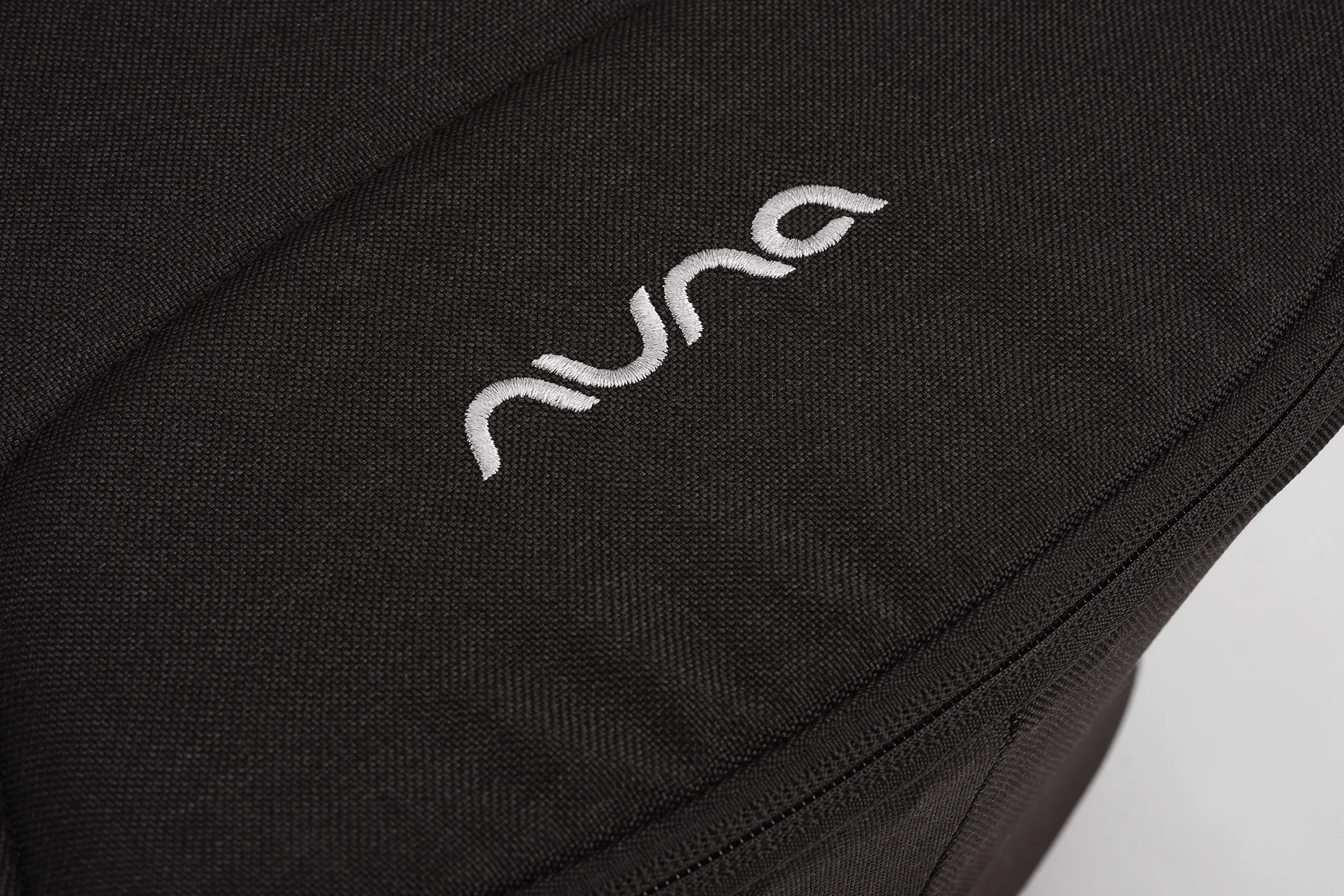 Nuna Demi NEXT Carrycot - Caviar