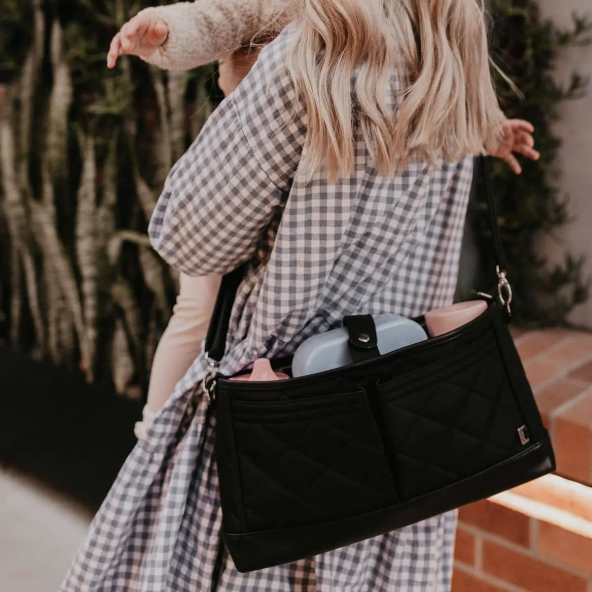 OiOi Diamond Quilt Stroller Organiser/Pram Caddy - Black
