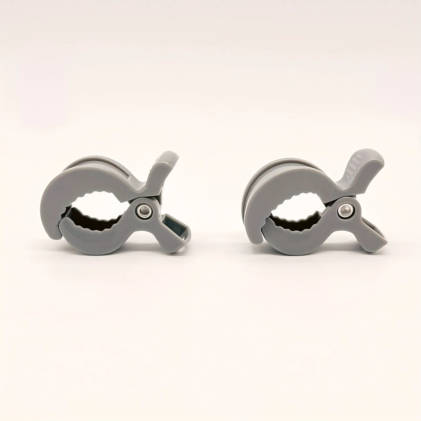Stroller Blanket Clips Keep Babys Blanket Secure on Walks